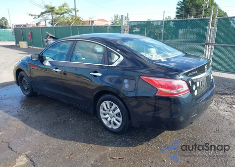 2013 Nissan Altima 2.5 из США, поврежденный, VIN 1N4AL3AP8DC915388